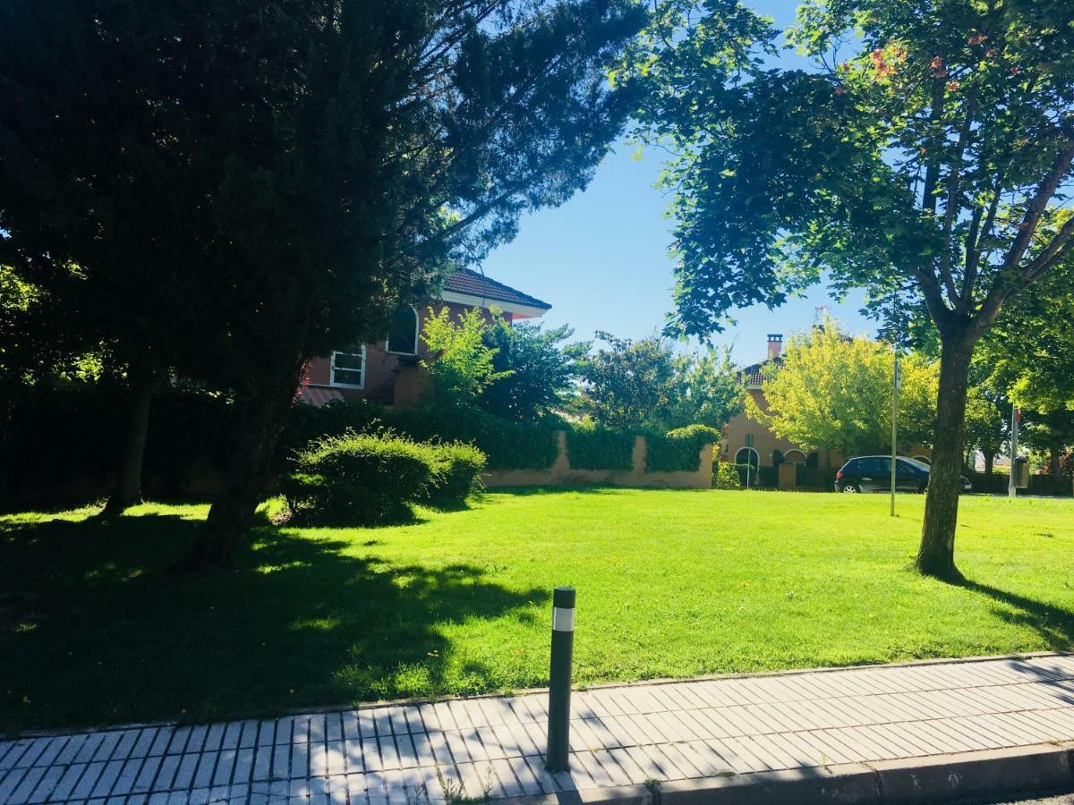 דירות San Agustín de Guadalix Alquiler Madrid מראה חיצוני תמונה